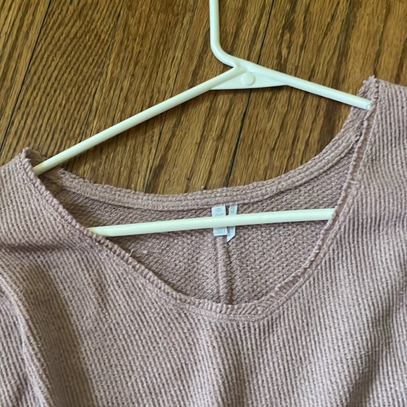 Urban Outfitters - Picture 6 of 8